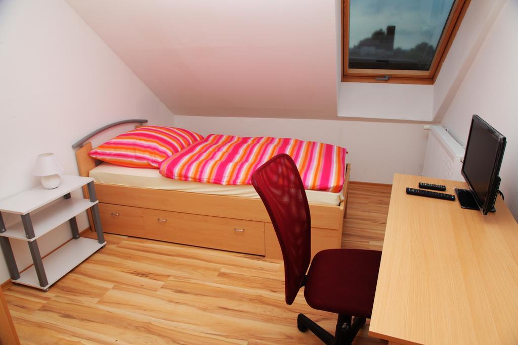 Pension Haus Kassel Fuldatal Екстер'єр фото